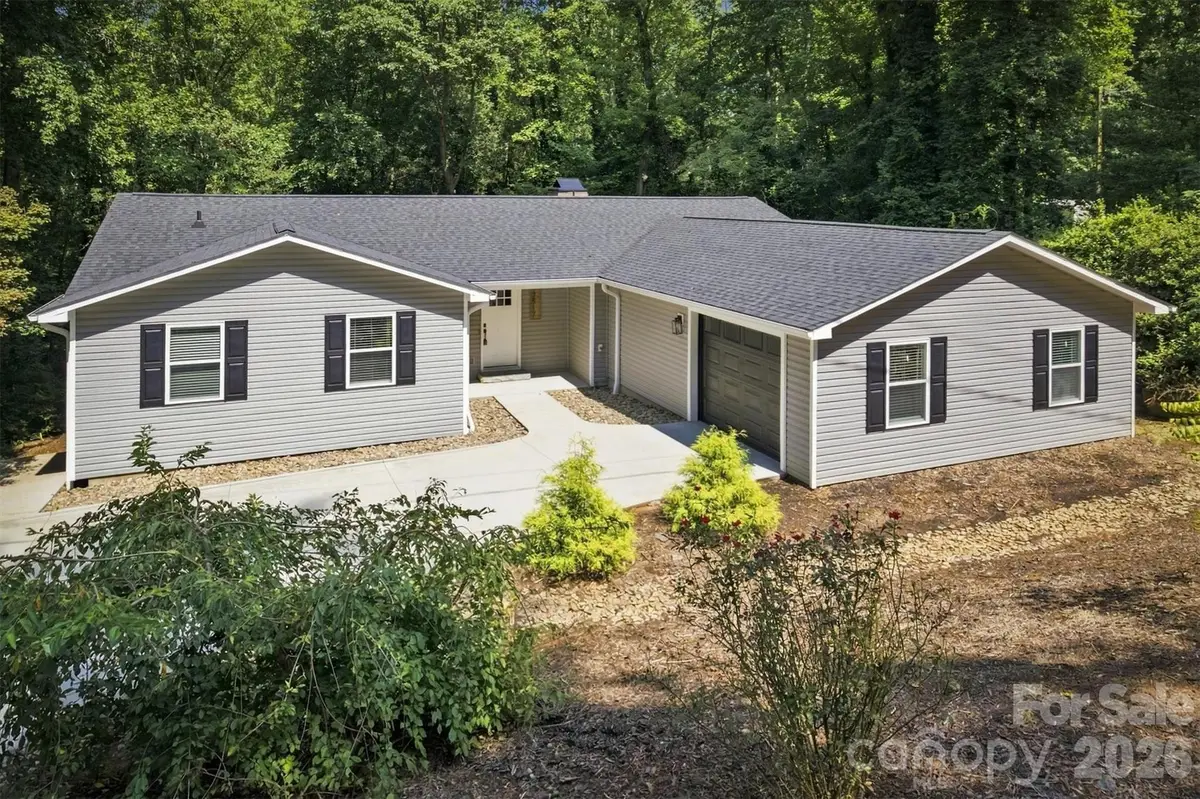 3517 Crestwood Drive, Morganton, NC 28655 - #1