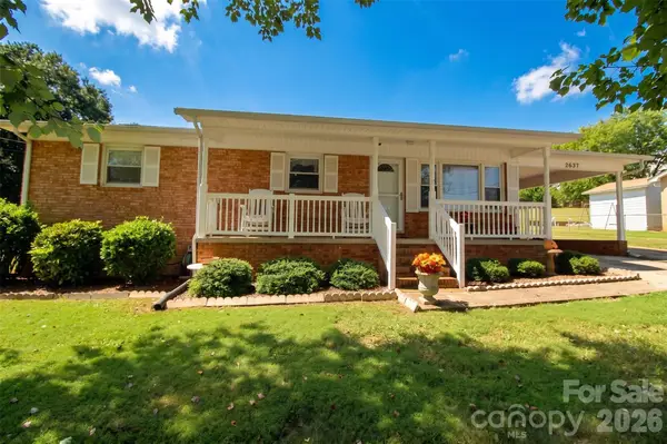 2637 Paula Drive, Gastonia, NC 28054