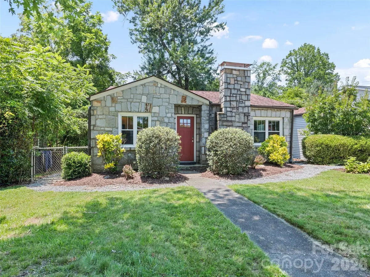 1909 Arlington Place, Hendersonville, NC 28791 - #1