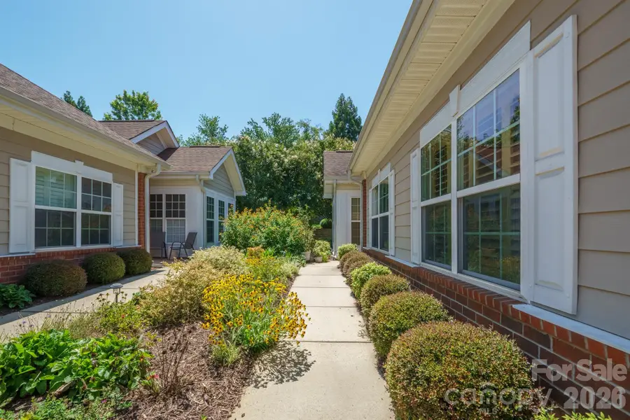 3221 Abbey Walk Lane, Matthews, NC 28105 - #2