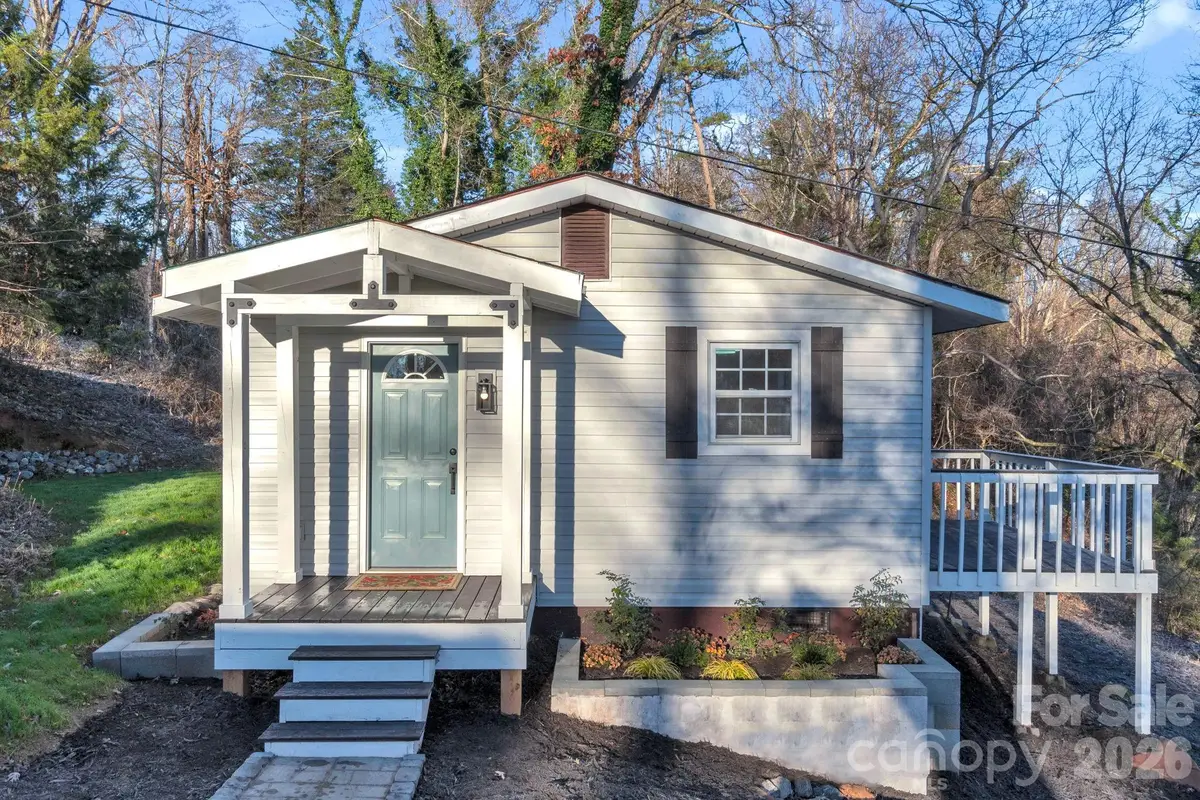 49 E Livingston Street, Tryon, NC 28782 - #1