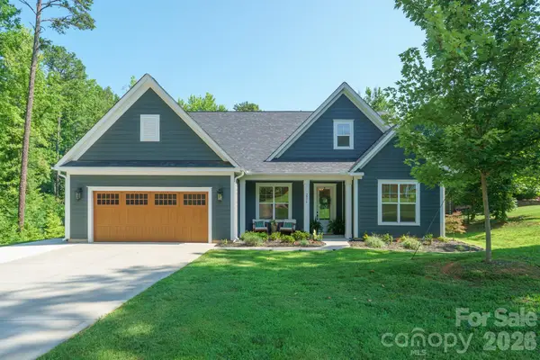 2976 Walter Drive Nw, Concord, NC 28027