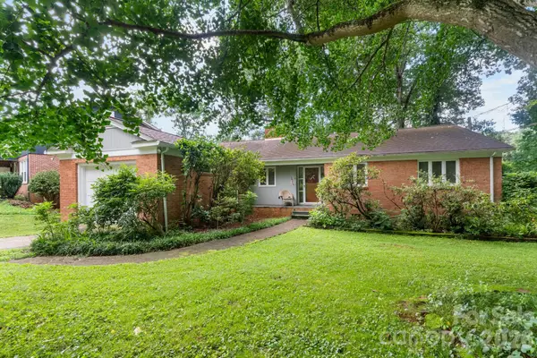219 West Park Drive, Morganton, NC 28655