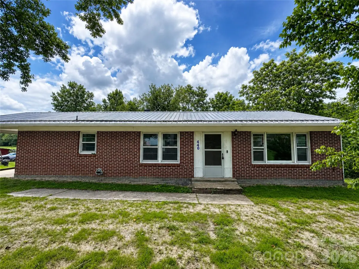440 Us 19e Highway, Spruce Pine, NC 28777 - #1