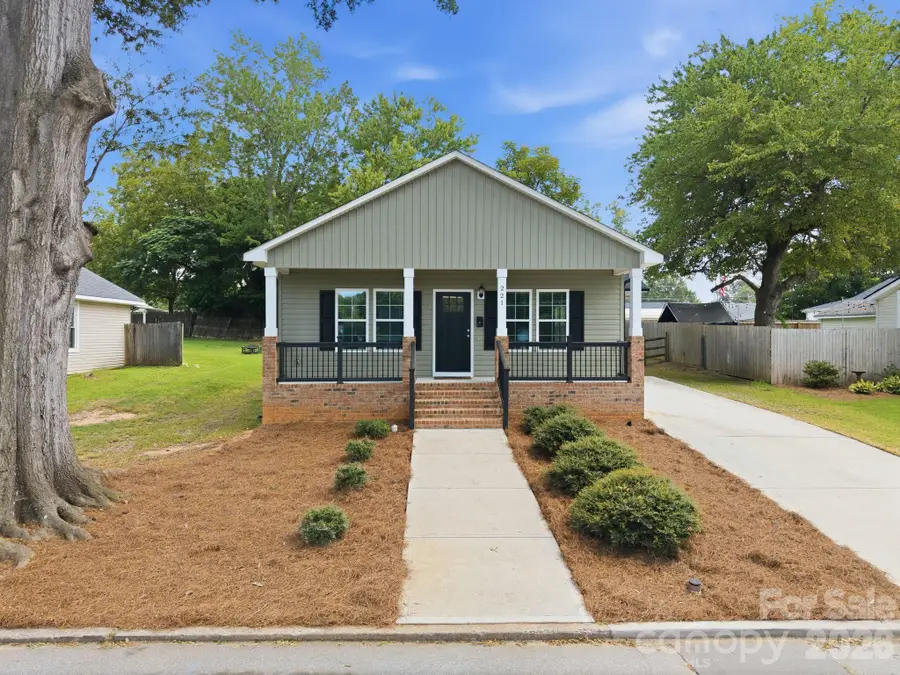 221 York Avenue, Kannapolis, NC 28083 - #2