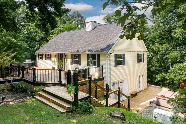 219 Echo Mountain View Road, Fairview, NC 28730