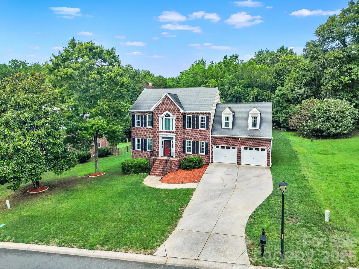 5709 Mallard Grove Road, Charlotte, NC 28269 - #1