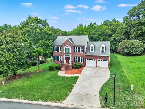 5709 Mallard Grove Road, Charlotte, NC 28269