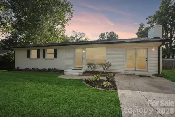 1443 Lynhurst Drive, Gastonia, NC 28054