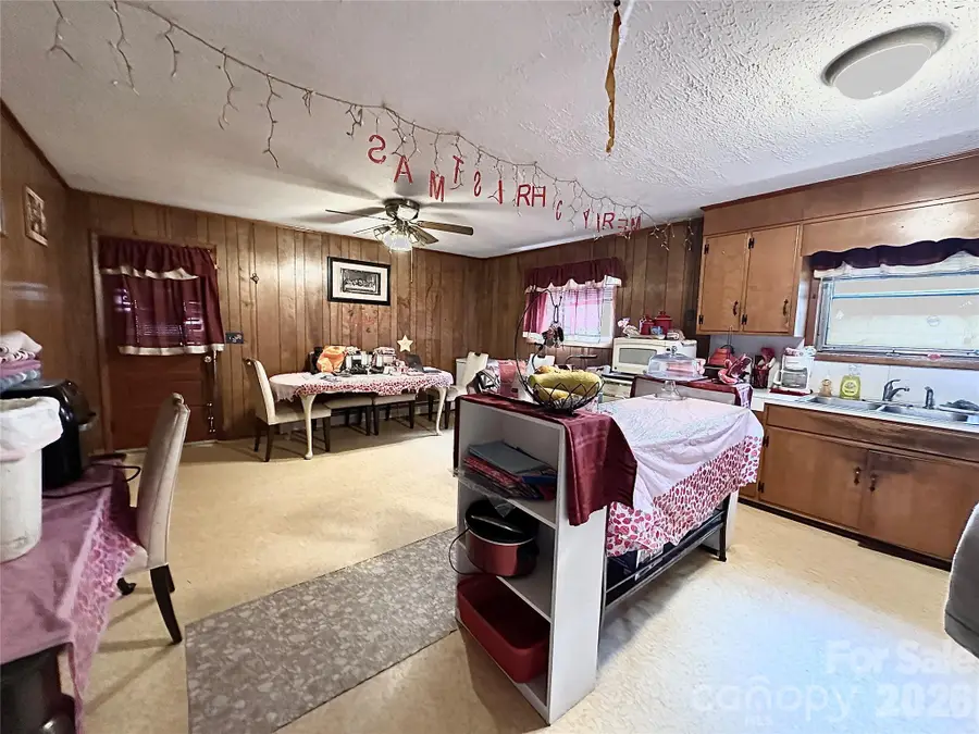 2687 Ellis Deal Avenue, Valdese, NC 28690 - #3