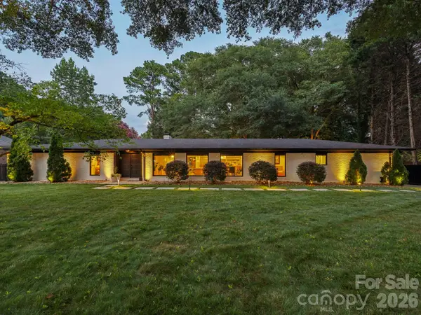 811 Lansdowne Road, Charlotte, NC 28270