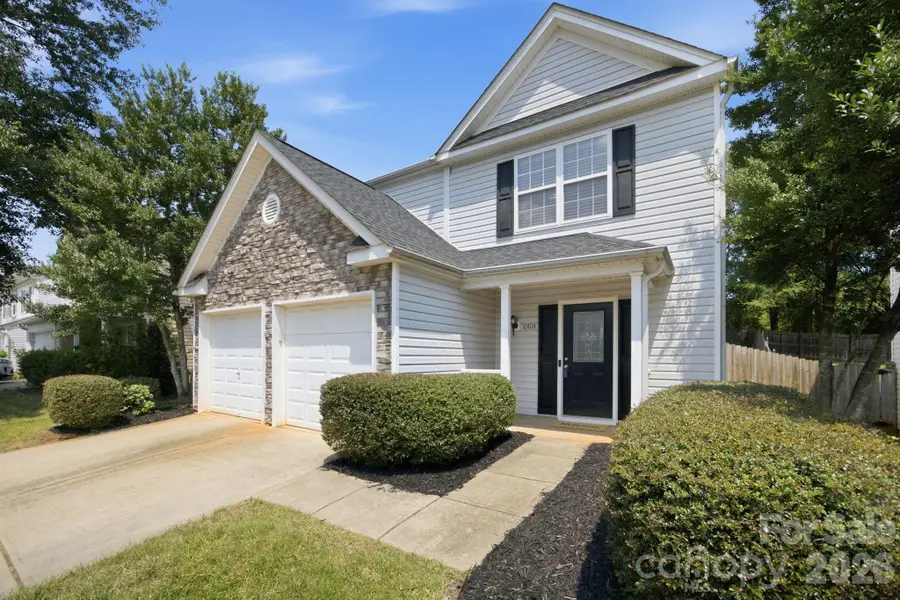 10404 Haddington Drive Nw, Charlotte, NC 28269 - #2