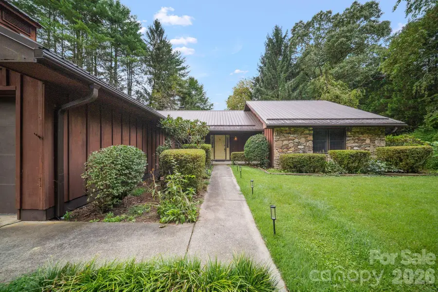 140 Redwood Street, Brevard, NC 28712 - #2