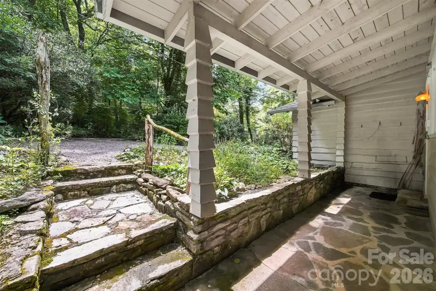 6354 Gingercake Road, Newland, NC 28657 - #2