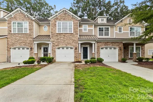 4707 Craigmoss Lane, Charlotte, NC 28278