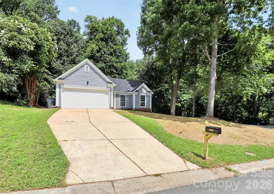 5800 Pennycross Lane, Charlotte, NC 28216 - #2