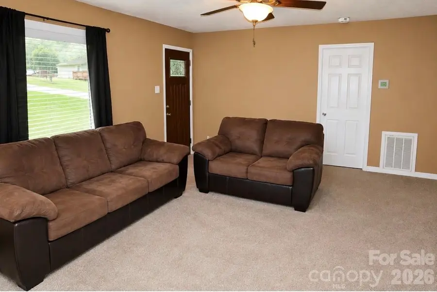 6210 Hilltop Avenue, Kannapolis, NC 28081 - #3