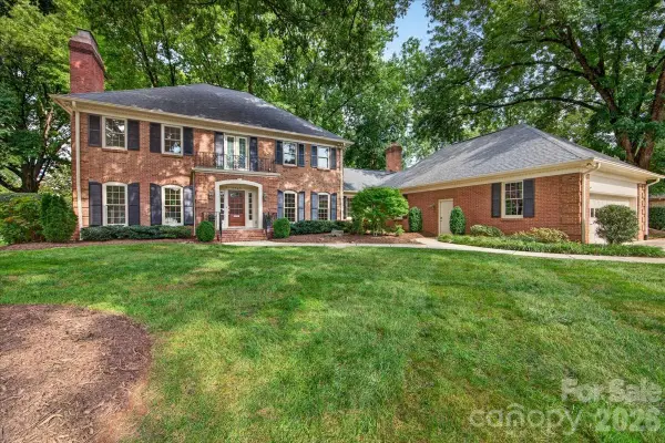 2349 Thetford Court, Charlotte, NC 28211