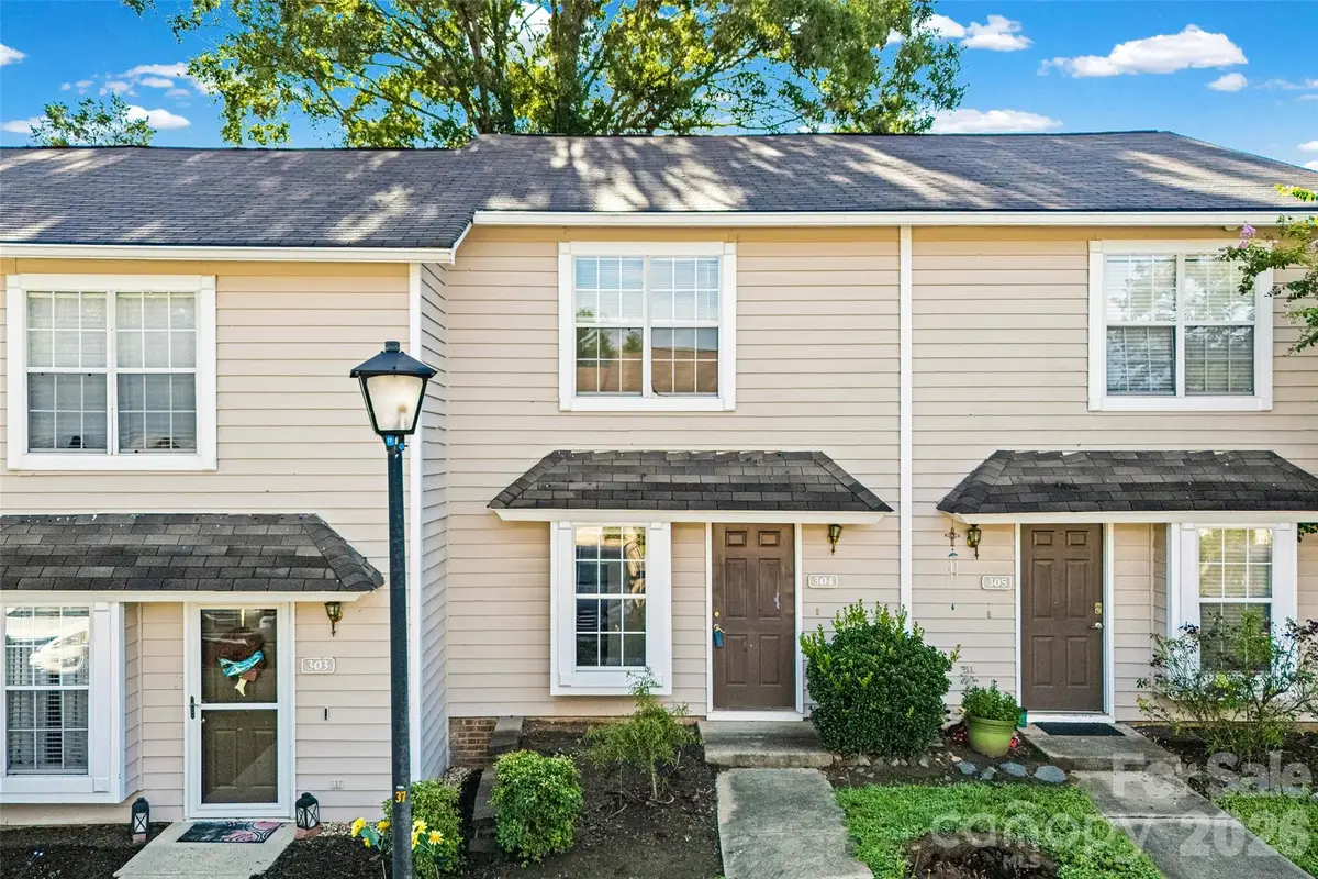 304 Heritage Parkway, Fort Mill, SC 29715 - #1