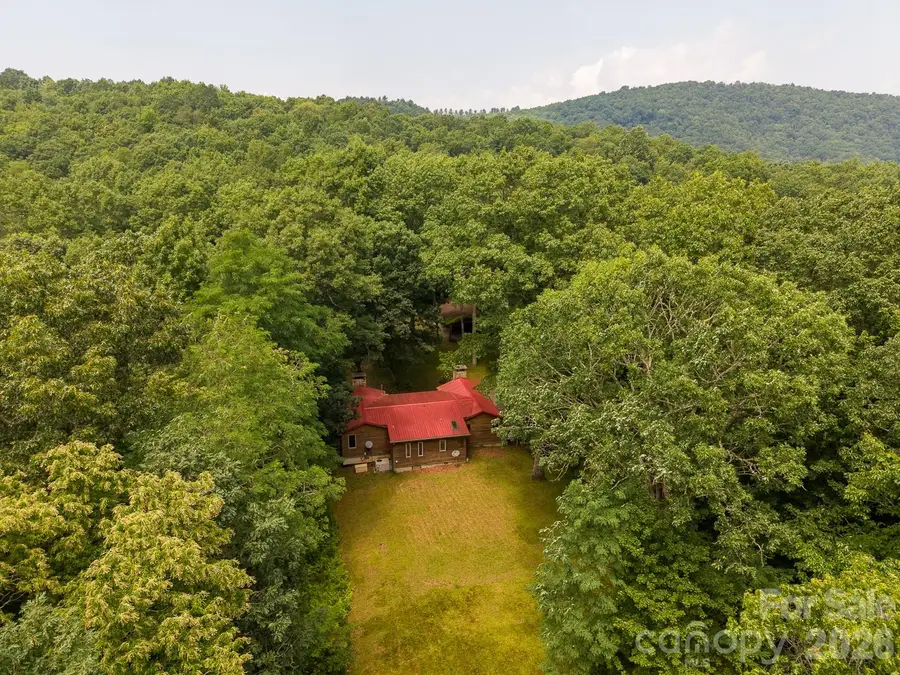 392 Robinson Creek Road, Glenville, NC 28736 - #2