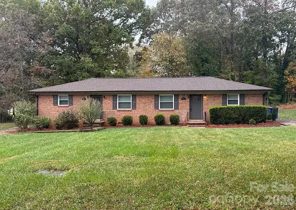 1000 1st Street Drive Se, Conover, NC 28613