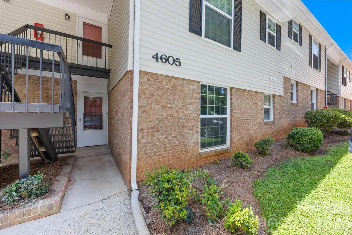 4605 Coronado Drive #N, Charlotte, NC 28212 - #1