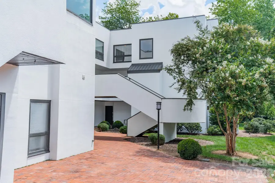 501 Fenton Place #N, Charlotte, NC 28207 - #2