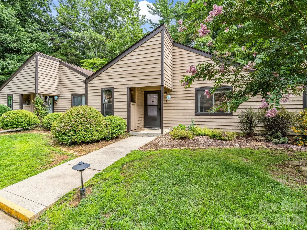 7 Woodlands Drive, Black Mountain, NC 28711 - #1
