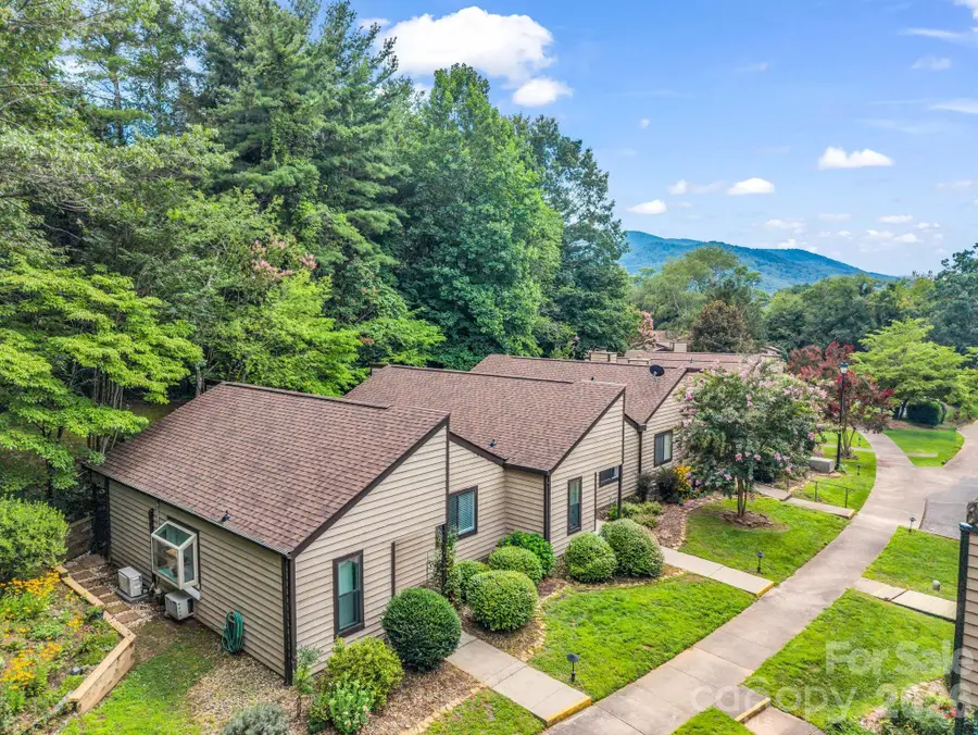 7 Woodlands Drive, Black Mountain, NC 28711 - #3
