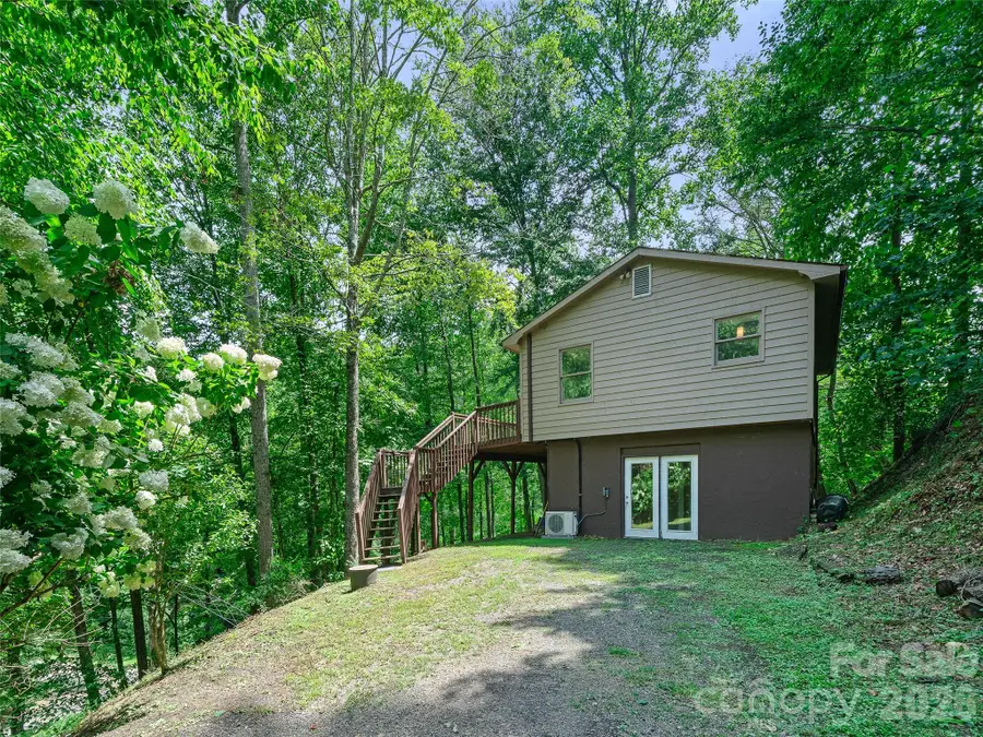 9851 Double Island Road, Green Mountain, NC 28740 - #2