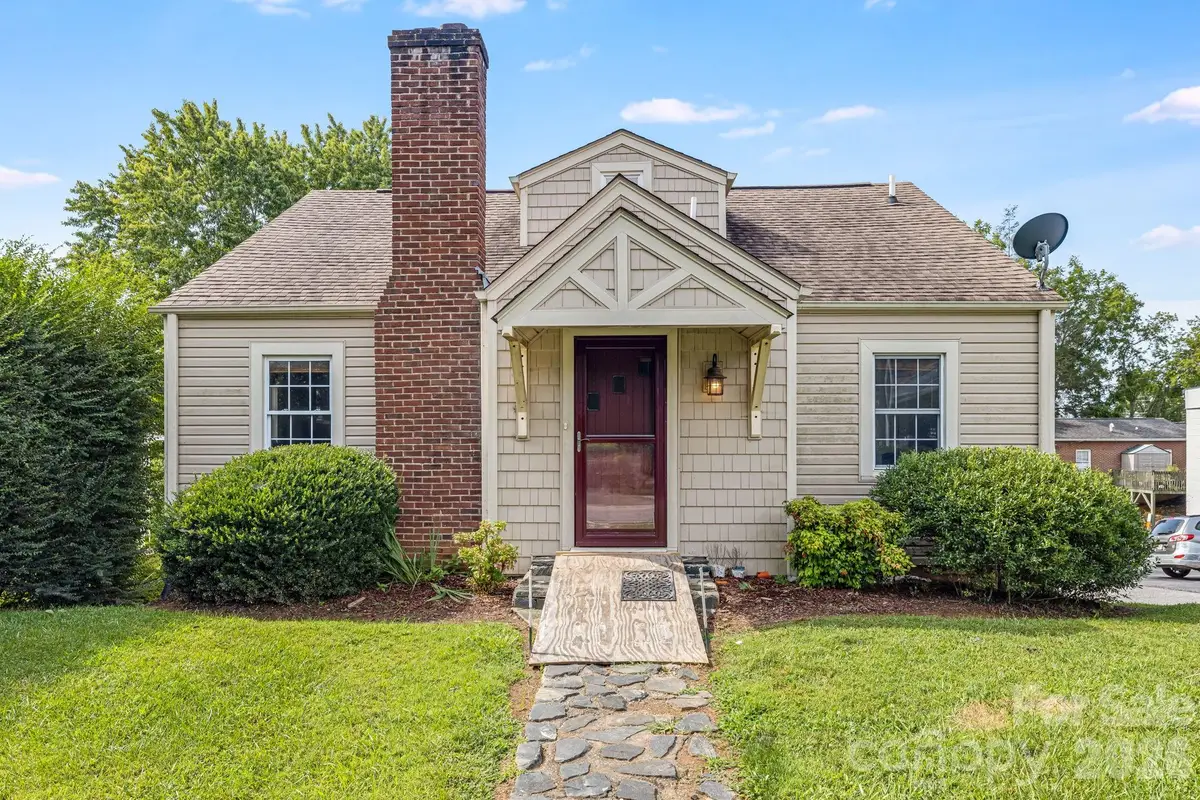 1 Hamburg Mountain Road, Weaverville, NC 28787 - #1