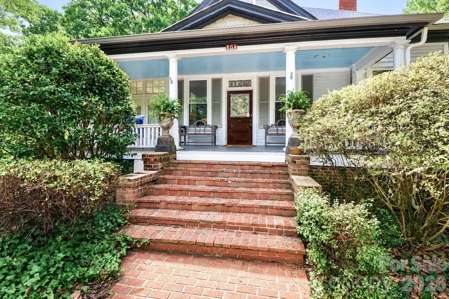 804 E Broad Street, Statesville, NC 28677 - #2