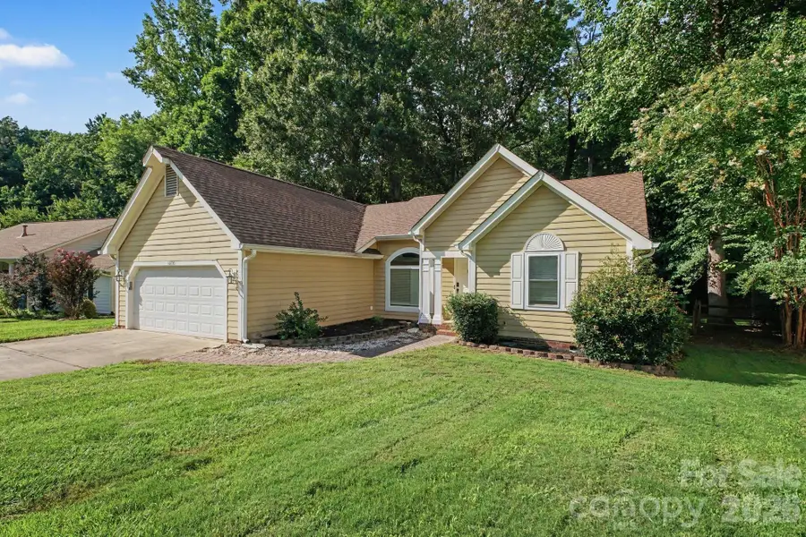 16130 Amber Field Drive, Huntersville, NC 28078 - #2