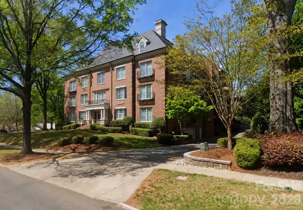 974 Queens Road, Charlotte, NC 28207