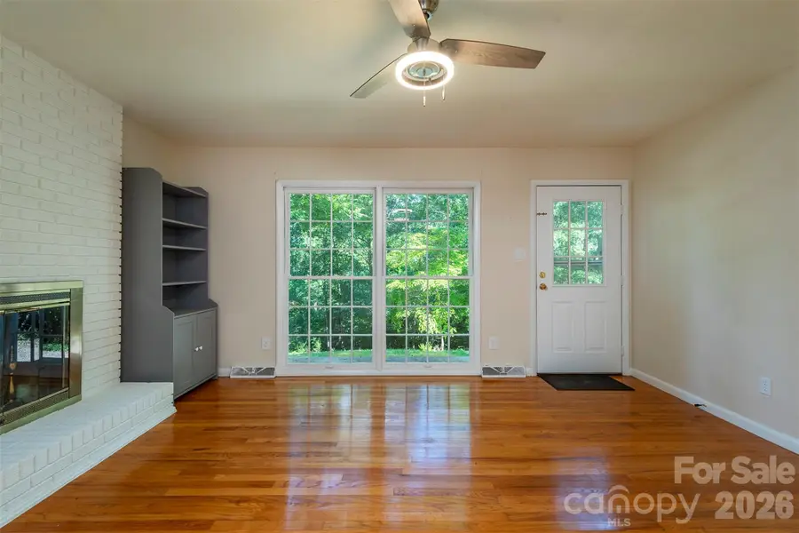 76 Maple Springs Road, Asheville, NC 28805 - #3