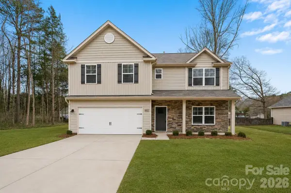 8912 Sawyer Run Court, Charlotte, NC 28215