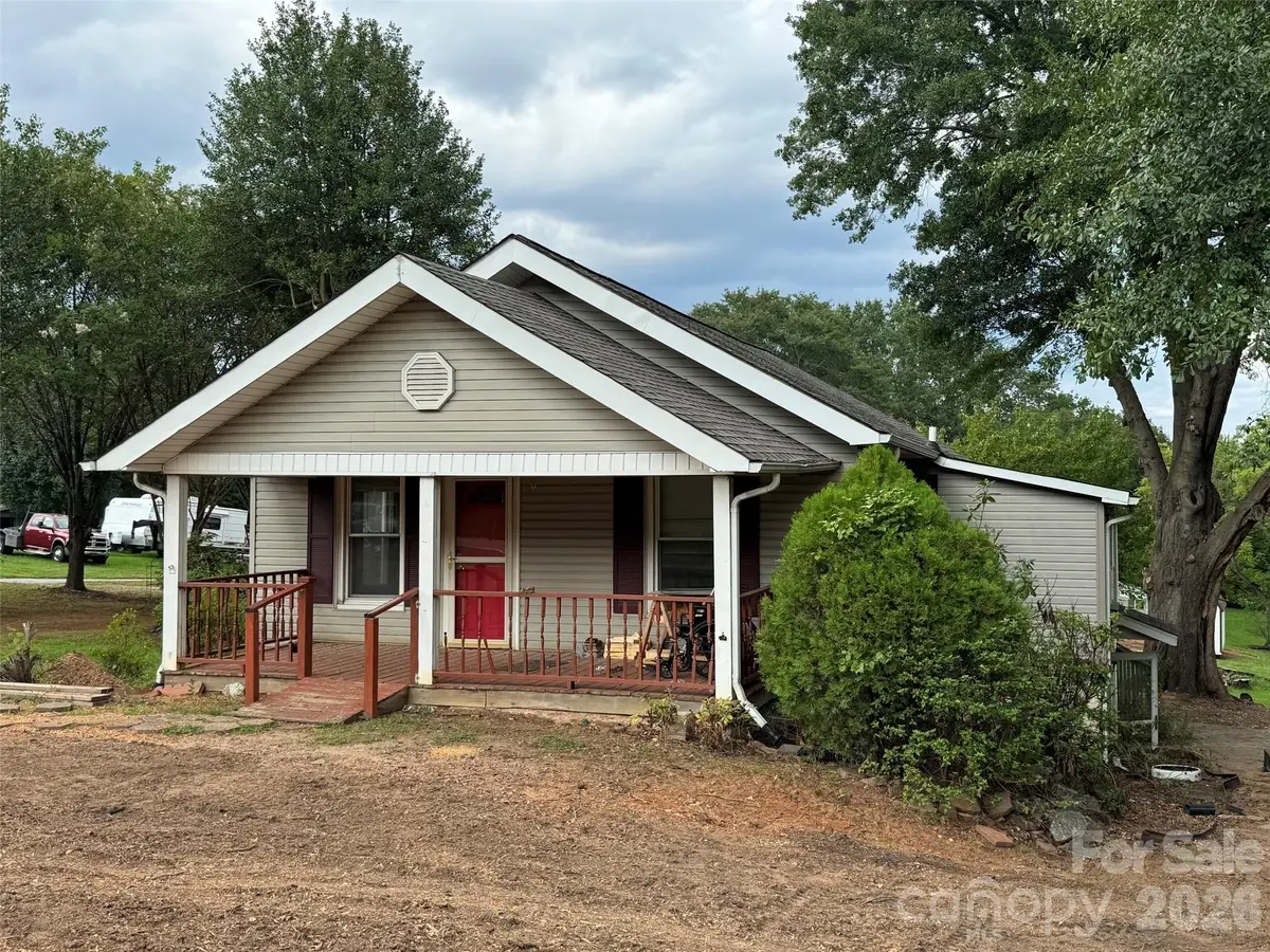 509 21st Street Se, Hickory, NC 28602 - #1