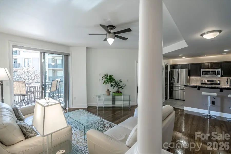 718 W Trade Street #605, Charlotte, NC 28202 - #3