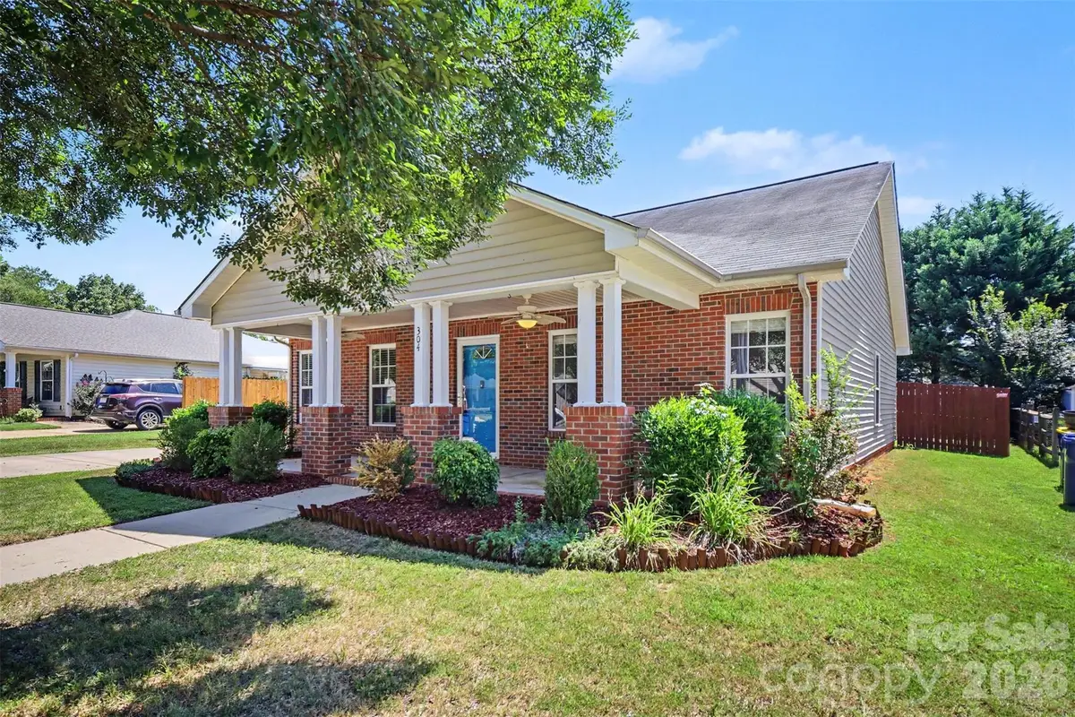 304 Llewellyn Street, Belmont, NC 28012 - #1