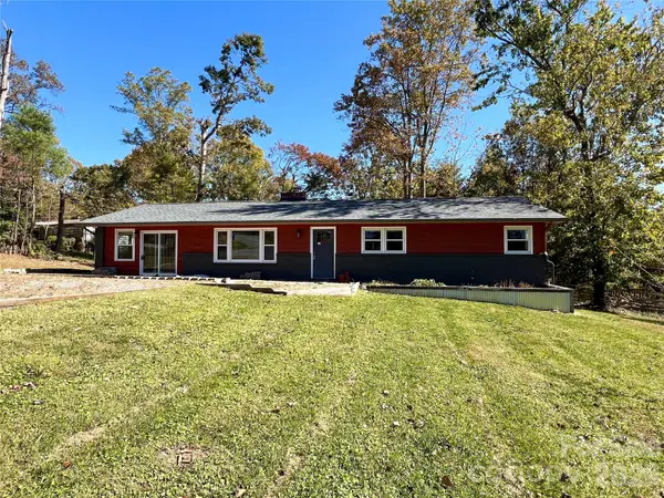 3 Mount Royal Drive, Arden, NC 28704