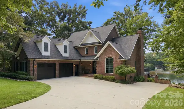 131 Long Cove Lane, Mooresville, NC 28117