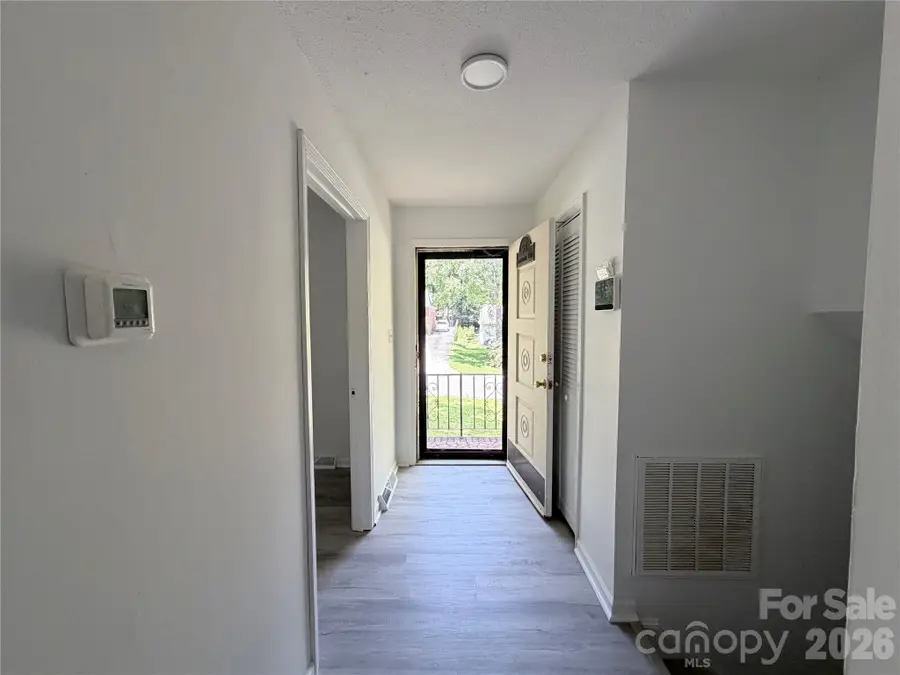 931 Pineborough Road, Charlotte, NC 28212 - #3