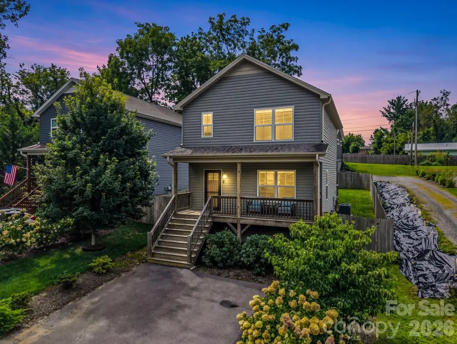 27 Busbee View Road, Asheville, NC 28803 - #3