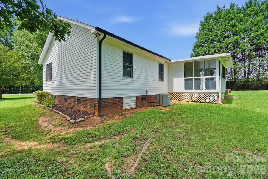 135 Byers Road, Troutman, NC 28166 - #2