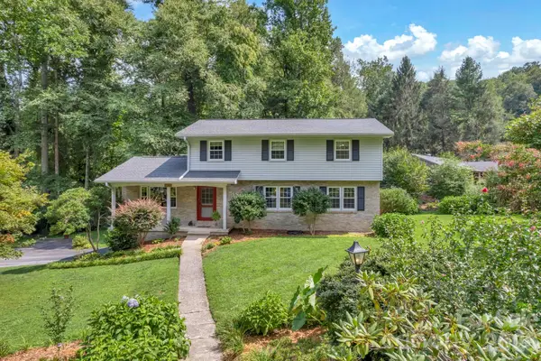 307 Woodland Trail, Laurel Park, NC 28739