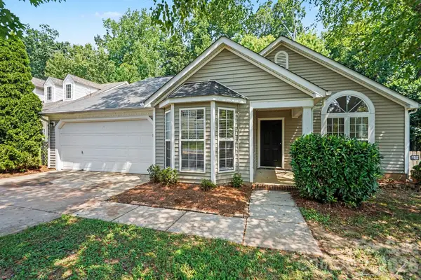9819 Veronica Drive, Charlotte, NC 28215