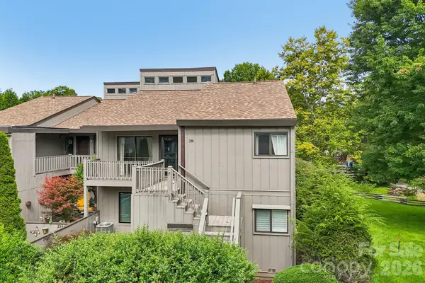 210 Juniper Lane, Hendersonville, NC 28739