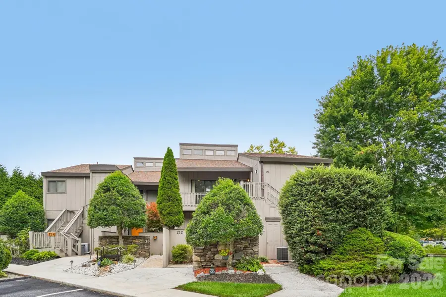 210 Juniper Lane, Hendersonville, NC 28739 - #2