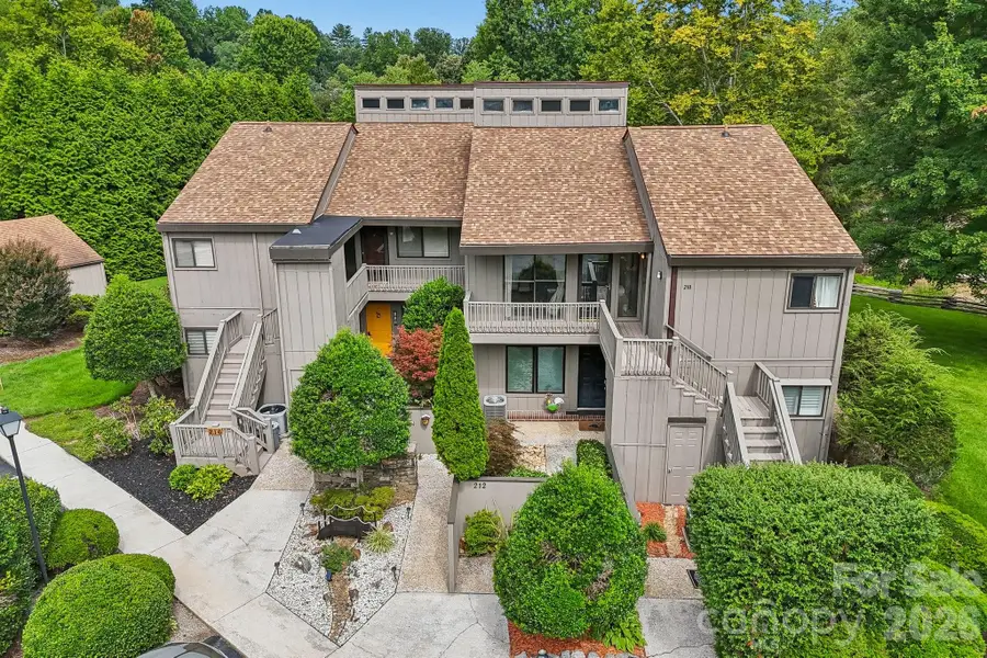 210 Juniper Lane, Hendersonville, NC 28739 - #3