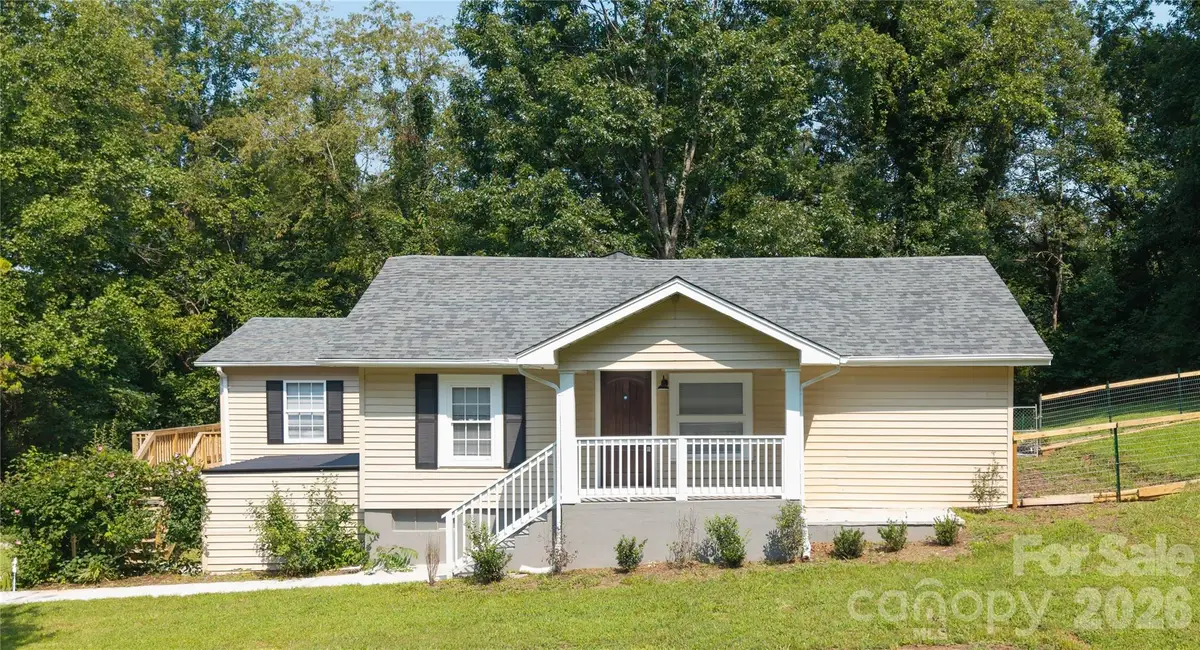 1240 Piedmont Drive Nw, Lenoir, NC 28645 - #1